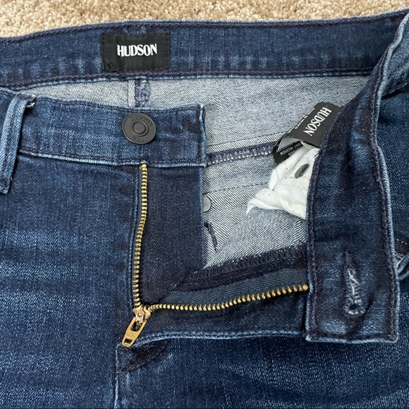 Hudson Bailee Mid-Rise Crop Baby Boot Jeans Size 27 - Picture 10 of 16